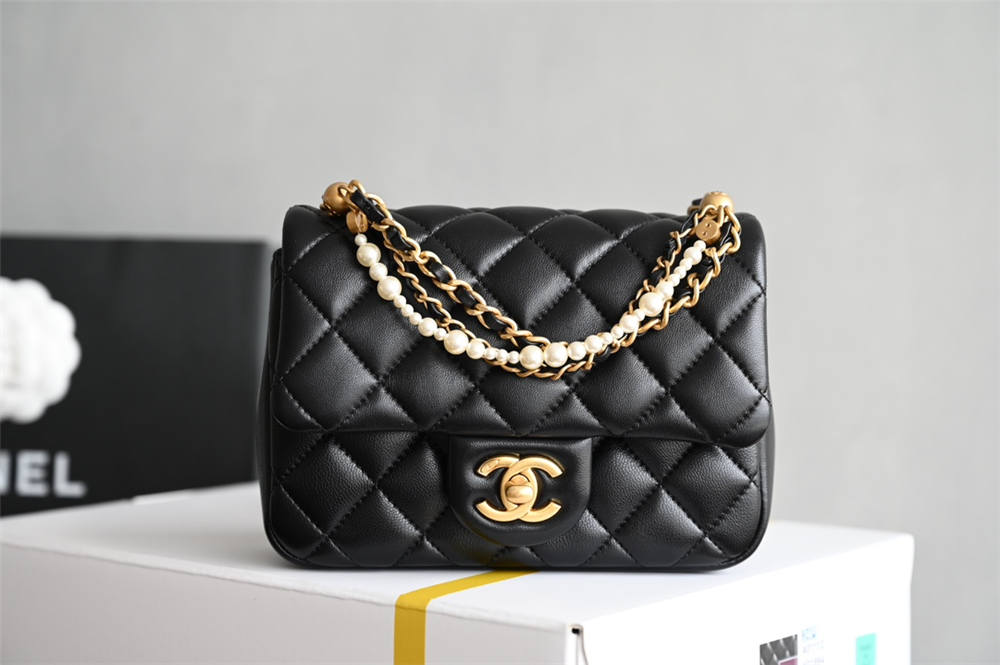 Chanel CF mini with pearl 17x12.5x5cm 2025 new 